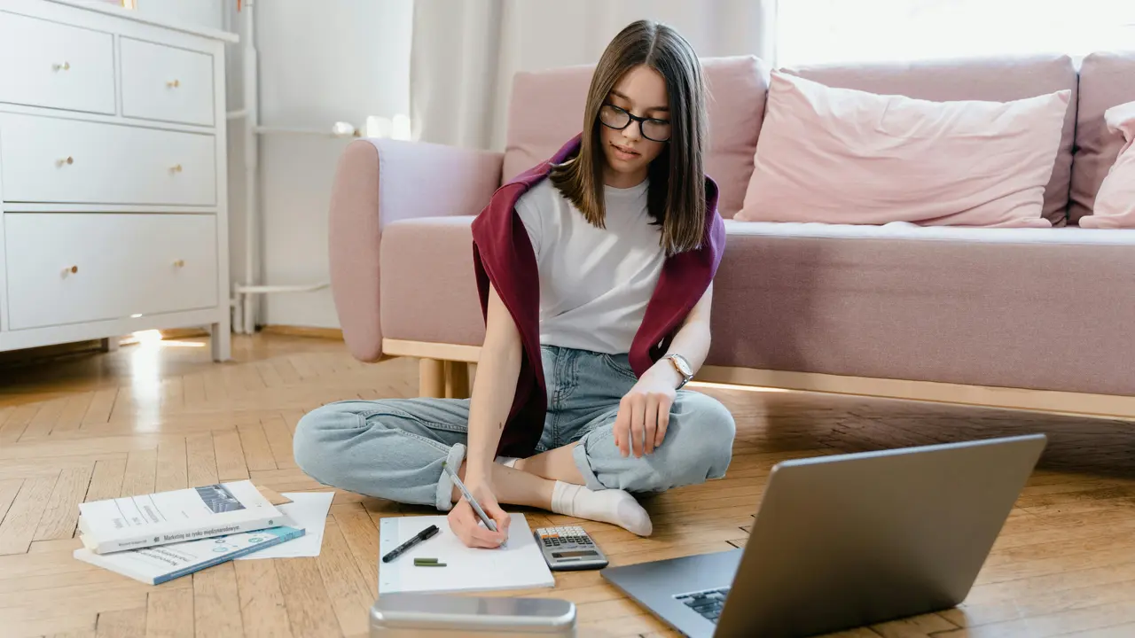 bekerja karir mandiri single kuliah