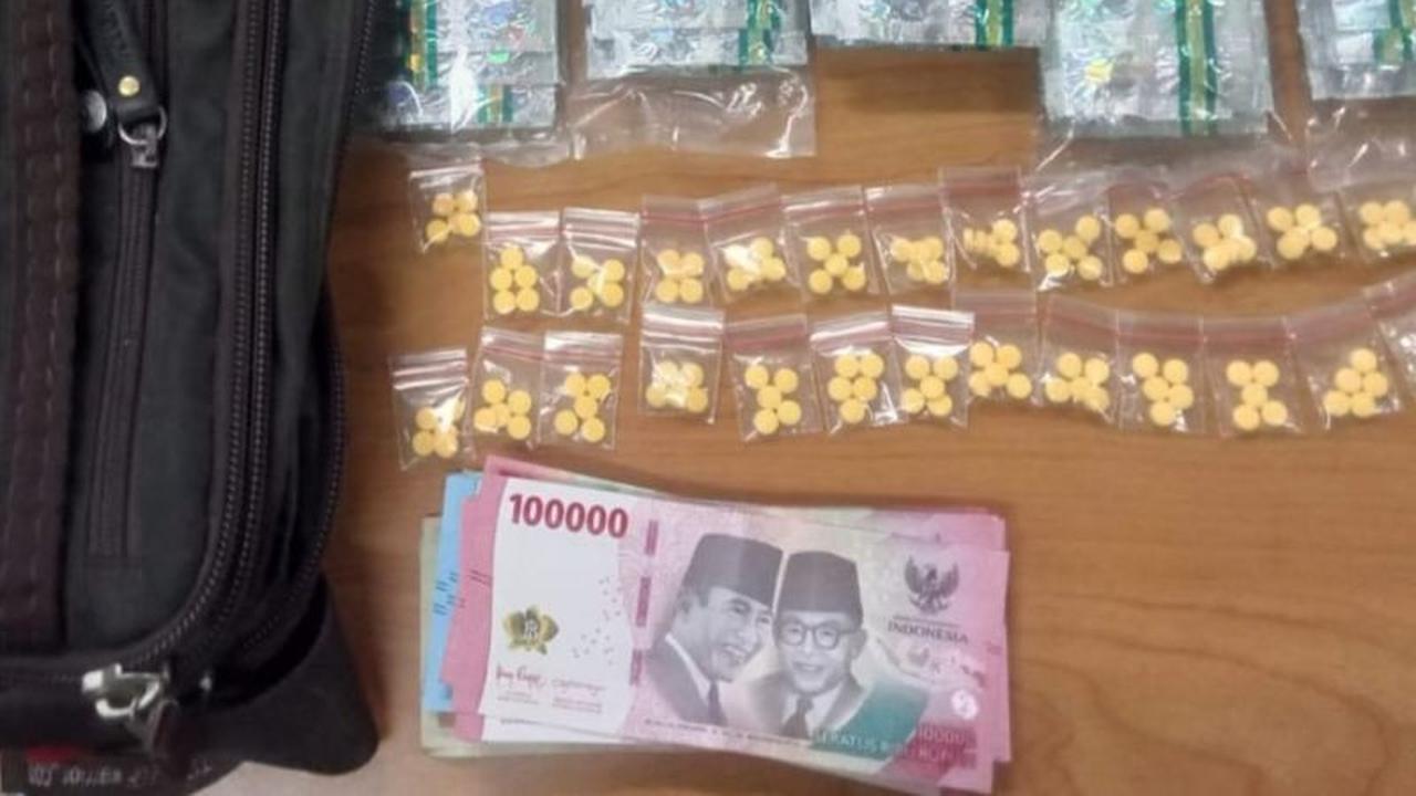 Polres Metro Jakarta Pusat Tangkap Empat Pengedar Obat Keras Tanah Abang