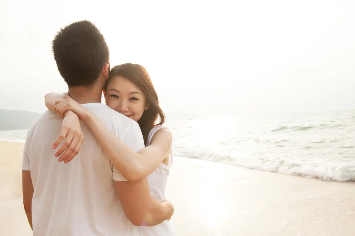 pasangan romantis