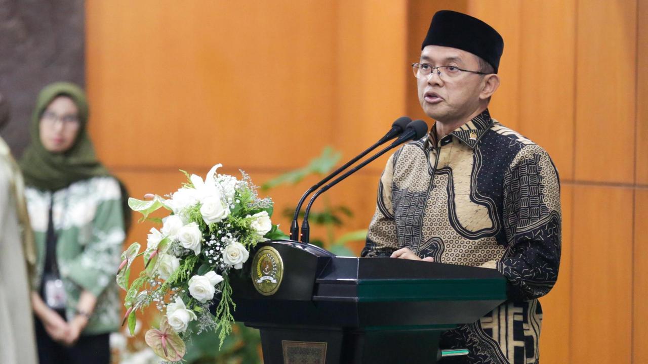 DPR Sentil Menag Usulkan Kenaikan Biaya Haji 2025 Makin Memberatkan Jemaah: Belum Patuhi Arahan Prabowo!
