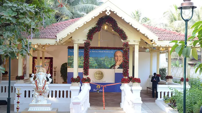 Rumah peninggalan keluarga Ambani di Gujarat, India, yang saat ini menjadi museum penghormatan terhadap ayah Mukesh Ambani. (Dok. Situs Resmi Dhirubai Ambani Memorial Chorwad)