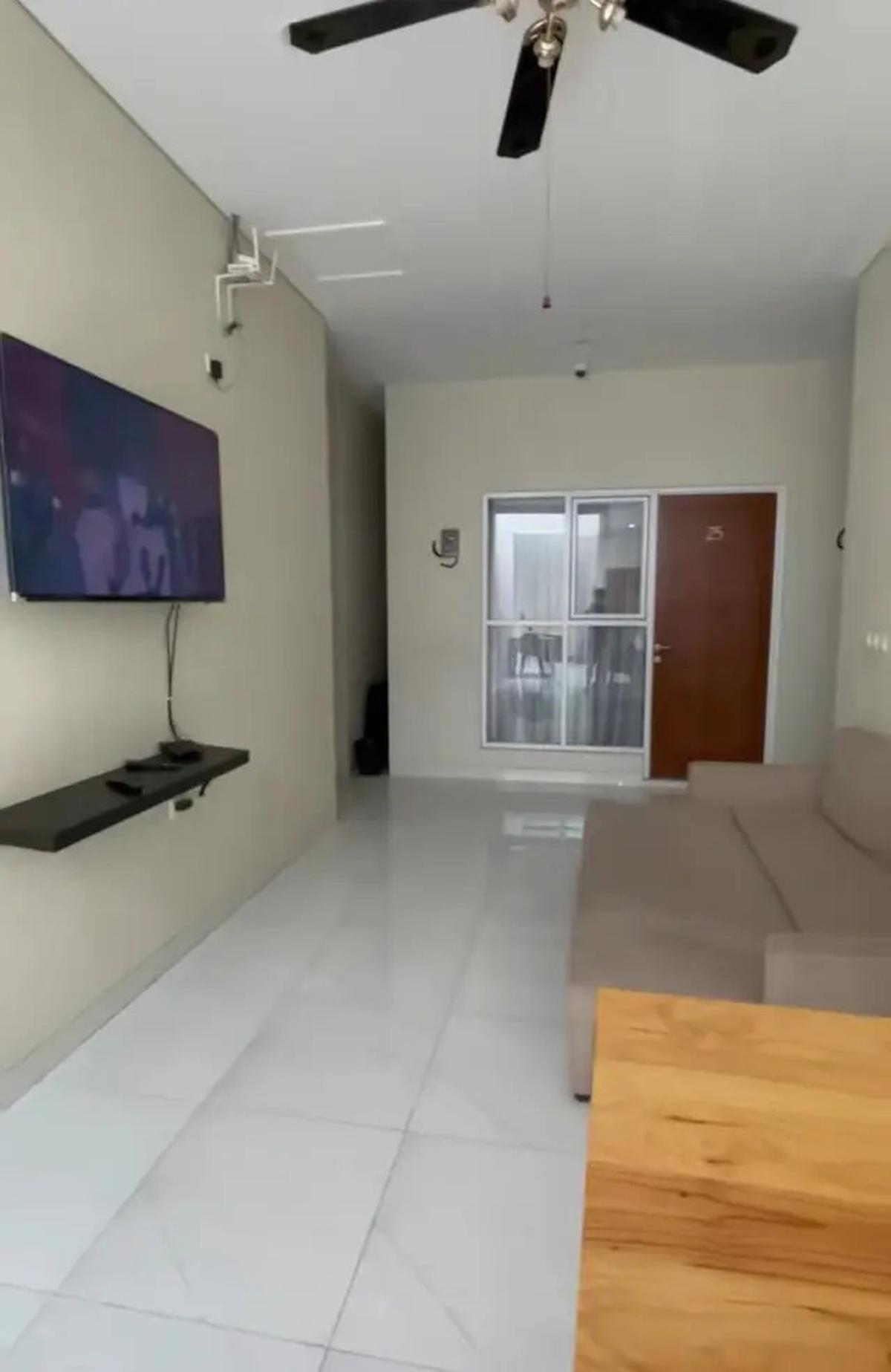 7 Potret Kost Tempat Tinggal Nunung Usai Jual Rumah, Ada Hiburan Biliar