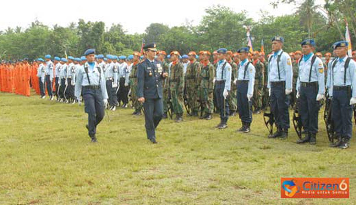 Citizen6, Subang: HUT TNI Angkatan Udara ke-65, di Lapangan Suryadarma Krida, Lanud Suryadarma, Subang, Sabtu (9/4). (Pengirim: Dodo)
