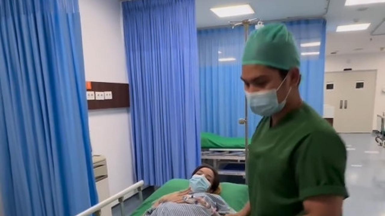 Jalani Operasi Tubektomi, Berikut ini 8 Potret Sheila Marcia Putuskan 'Tutup Pabrik' Setelah Kelahiran Anak Kelima