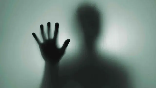 [Bintang] Hantu