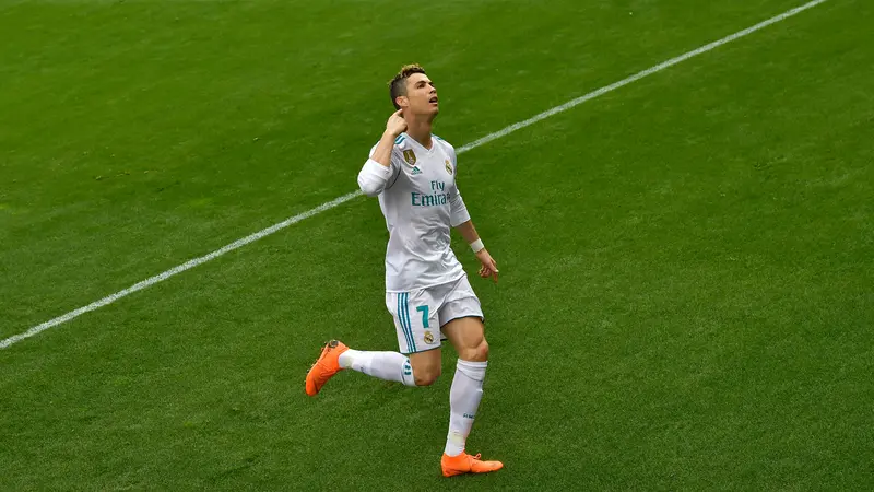 Gaya Ronaldo Saat Cetak Dua Gol ke Gawang Eibar