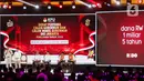 Komisi Pemilihan Umum (KPU) Provinsi DKI Jakarta menggelar debat perdana calon gubernur dan wakil gubernur DKI Jakarta di JIExpo, Kemayoran, Jakarta Pusat, Minggu (6/10/2024). Tampak pasangan calon gubernur dan wakil gubernur DKI Jakarta nomor urut 1, Ridwan Kamil-Suswono saat menyampaikan visi misi dalam segmen pertama. (Liputan6.com/Herman Zakharia)