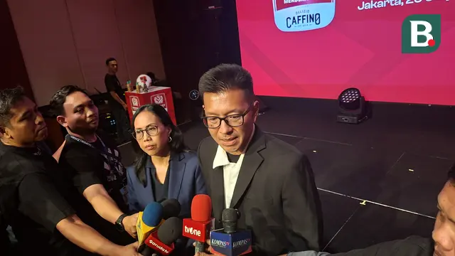 Vivin Cahyani dan Teddy Tjahjono