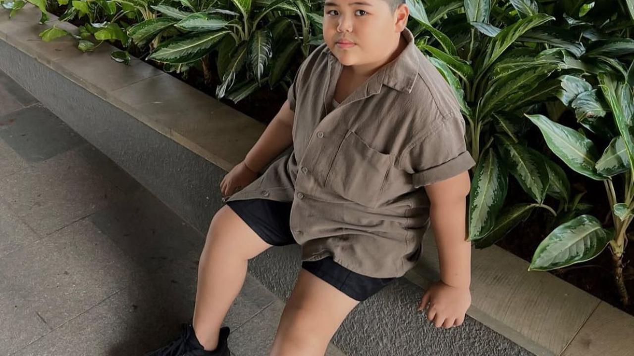 Masih Ingat Tatan Bocah Lucu yang Viral di Stiker WhatsApp? Begini Penampilannya Sekarang