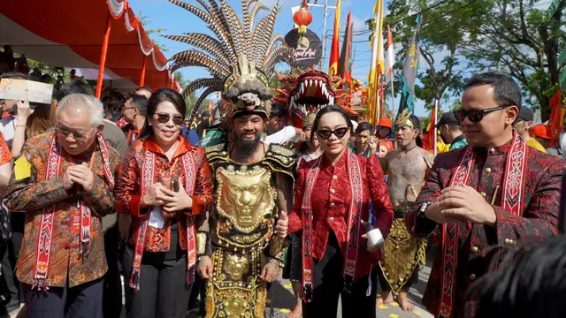 Utusan Khusus Presiden Bidang Pariwisata, Zita Anjani saat menghadiri perayaan Festival Cap Go Meh 2025 di Kota Singkawang, Kalimantan Barat.