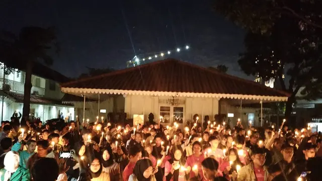 Aksi 1000 Lilin dan Doa Bersama