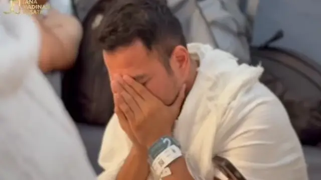 Raffi Ahmad dan keluarga lakoni ibadah haji (Instagram/raffinagita1717)