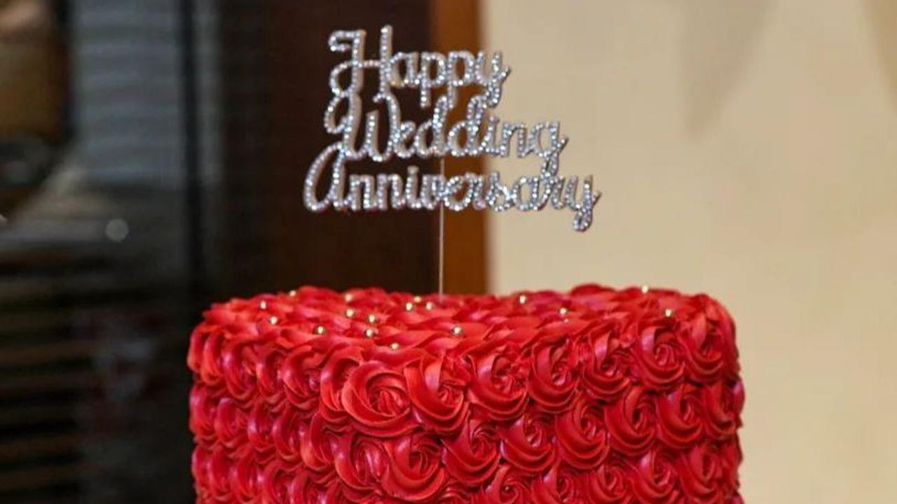 Andika Perkasa dan Hetty Andika Perkasa baru saja merayakan peringatan hari ulang tahun pernikahan (wedding anniversary). <br>