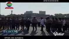 Memperingati Hari Santri 22 Oktober, Forkopimda Jawa Timur menggelar apel pasukan di Lapangan Polda Jatim, dengan mengambil tema Santri Indonesia Untuk Perdamaian Dunia.