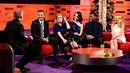 David Beckham, Carrie, Daisy Ridley, John Boyega saat diwawancarai oleh Graham Norton terkait film terbaru Star Wars. (Dailymail)