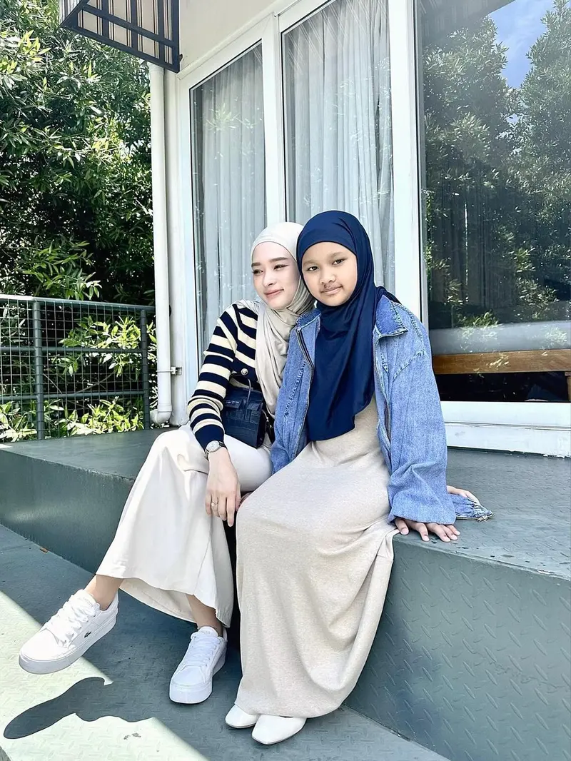 Foto Starla Anak Inara Rusli dan Virgoun Dibanjiri Komentar Warganet, Disebut Duplikat Ayahnya