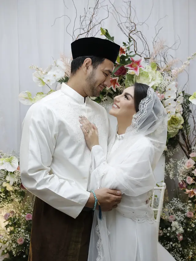 [Fimela] Pengajian Ammar Zoni - Irish Bella