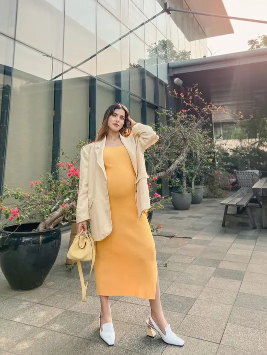 Tasya mengunggah foto barunya di akun instagram, kini perutnya terlihat semakin buncit