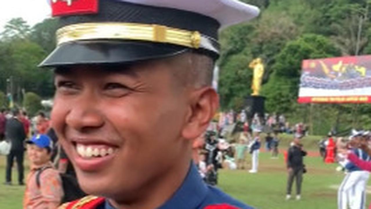 "Sekali lagi selamat #wisjur2023 #wisjurakmil2023," tulisnya dalam keterangan video. <br>