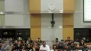 Suasana rapat antara Jaksa Agung H. M. Prasetyo dengan Komisi III DPR RI di Kompleks Parlemen, Senayan, Jakarta, Rabu (1/2). (Liputan6.com/Johan Tallo)