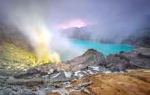 Jangan Terkecoh Status Normal, Kawah Ijen Masih Simpan Ancaman