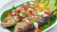 Menu pecak ikan (Foto: Freepik.com)