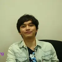 Konsistensi Calvin Jeremy dalam bermusik, terlihat di album ketiga yang akan datang.  Calvin berharap penuh dalam album ketiga, ia menulis sekaligus menyanyikan lagu-lagu di album ketiga nanti.