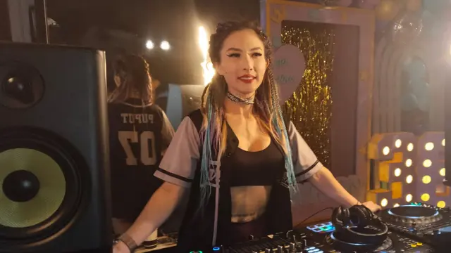 Puput Carolina