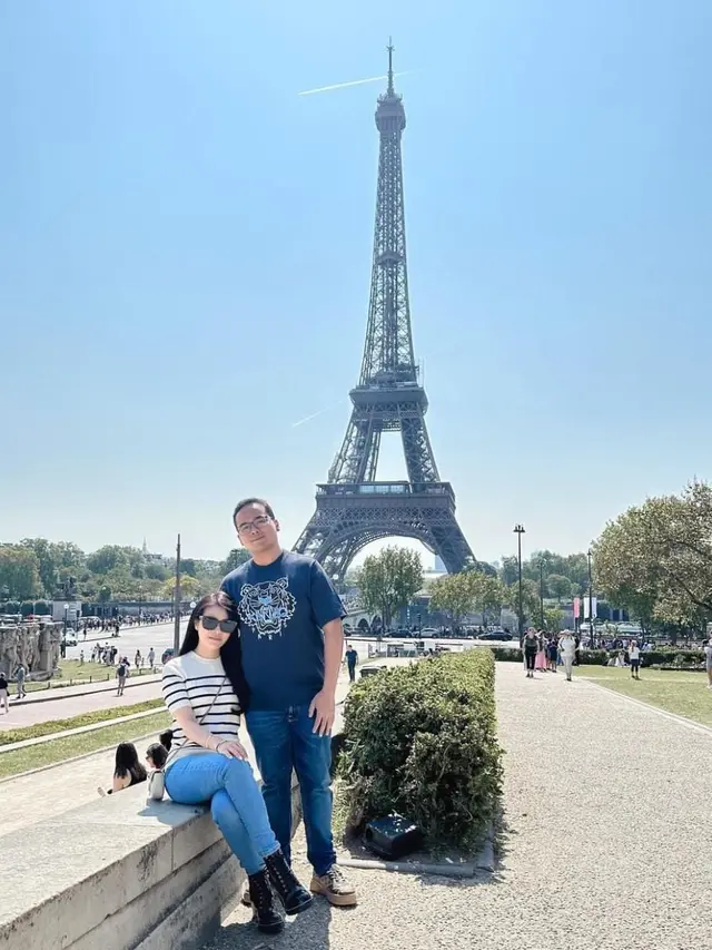 Potret Mesra Fritz Hutapea dan Chen Giovani