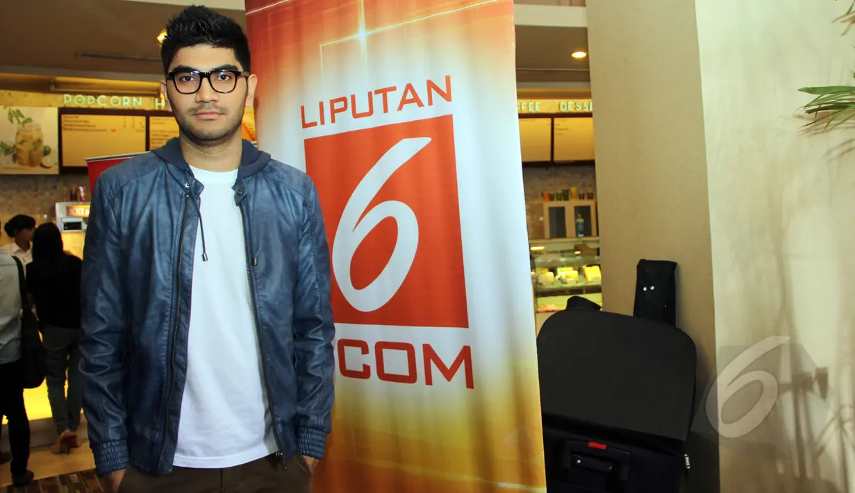 Produser sekaligus aktor Gandhi Fernando saat menghadiri acara gala premier Film Tuyul di Epicentrum, Kuningan, Jakarta, Kamis (9/4/2015). (Liputan6.com/Helmi Afandi)