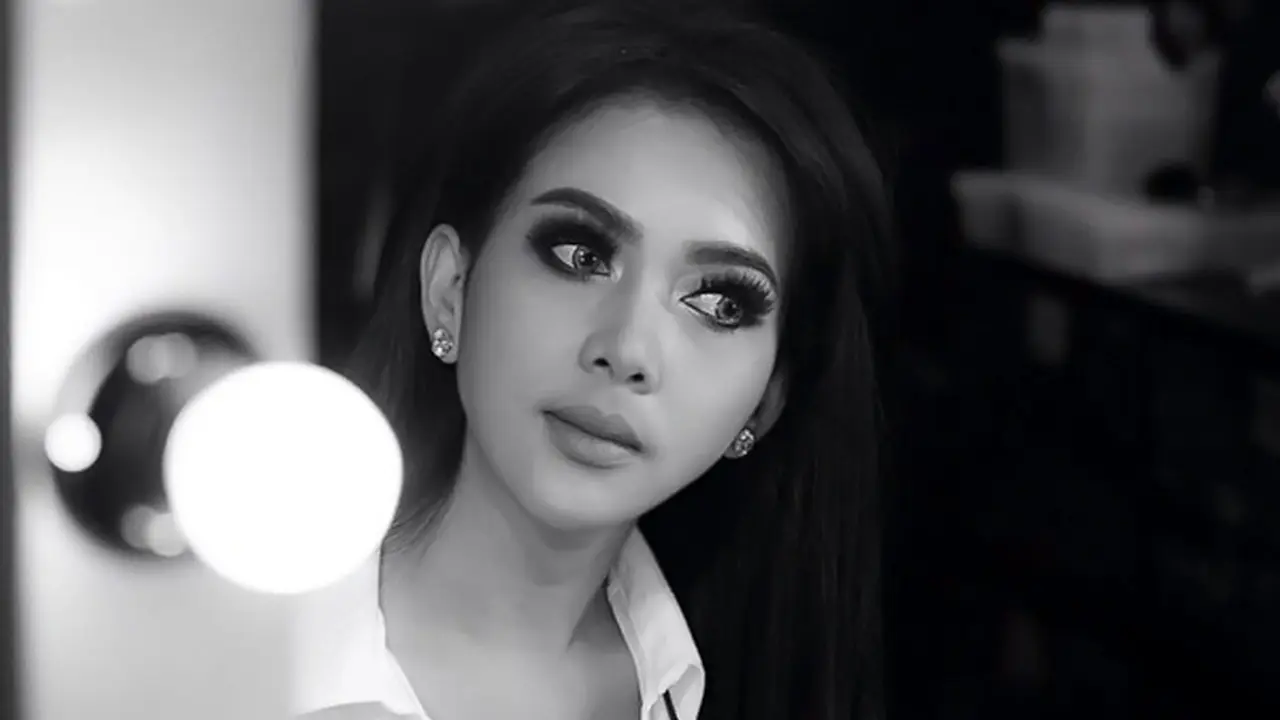 Syahrini 
