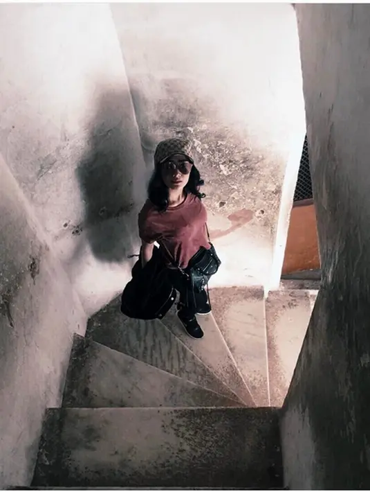 Beragam tanggapan dari netizen dengan foto Cita Citata yang hidungnya kembang kempis melihat ular kobra. Bahkan tidak sedikit yang malah menakut-nakuti. (Instagram/cita_citata)