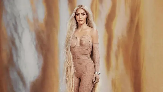 Kim Kardashian Tak Bisa Gerakkan Tangan Akibat Diet Ekstrem demi Pakai Gaun Marilyn Monroe