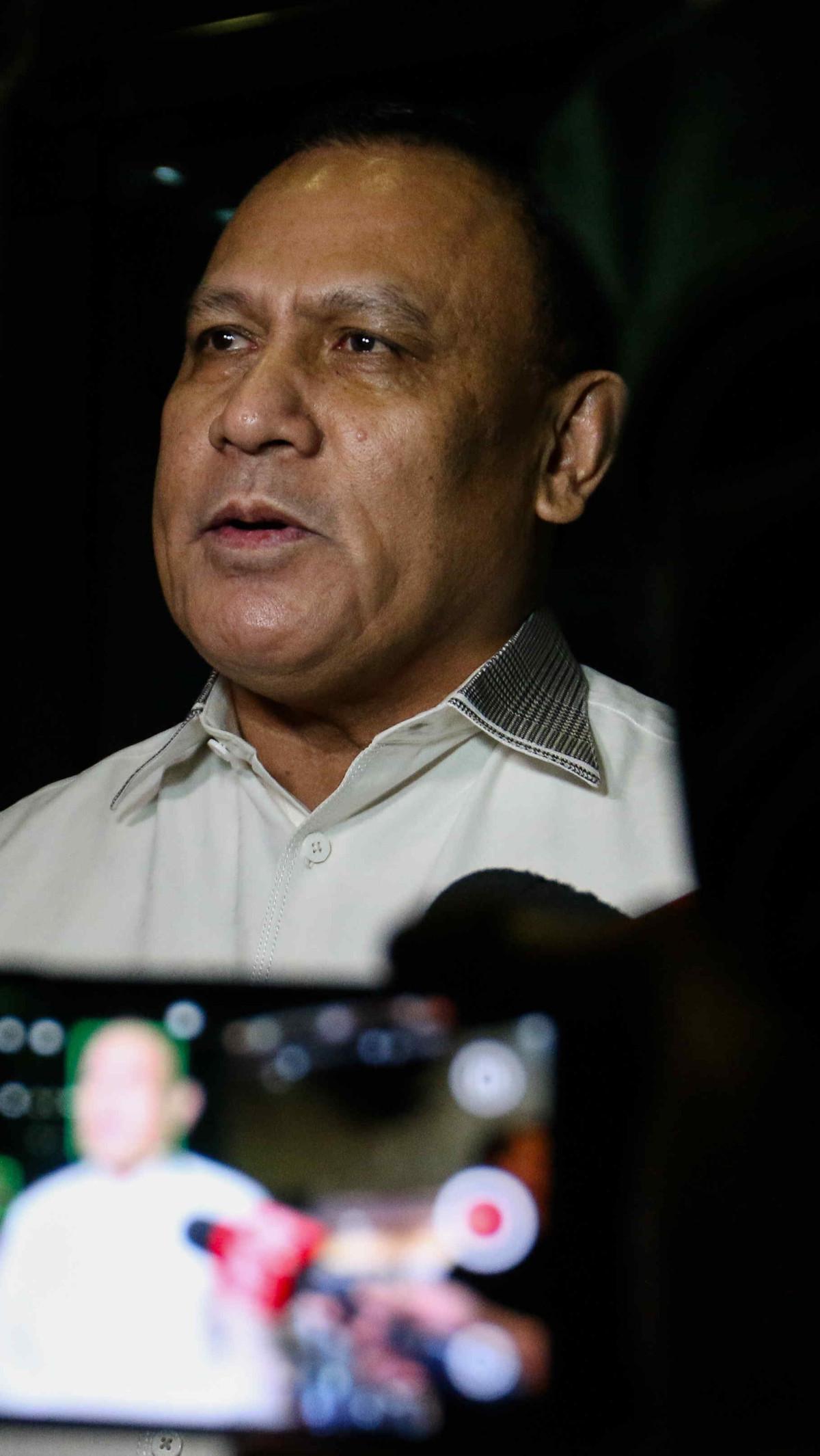 Firli juga menyebut surat pengunduran diri sudah disampaikan kepada Presiden Jokowi melalui Menteri Sekretaris Negara (Mensesneg).