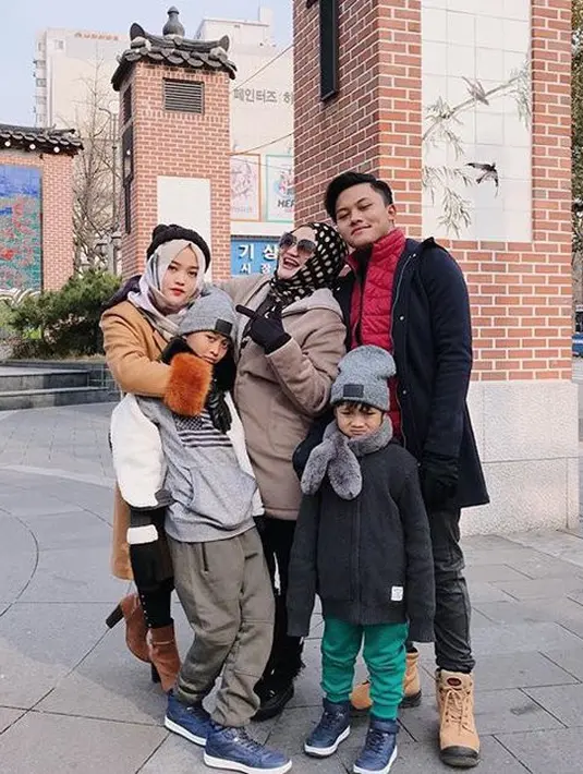 (instagram/rizkyfbian)