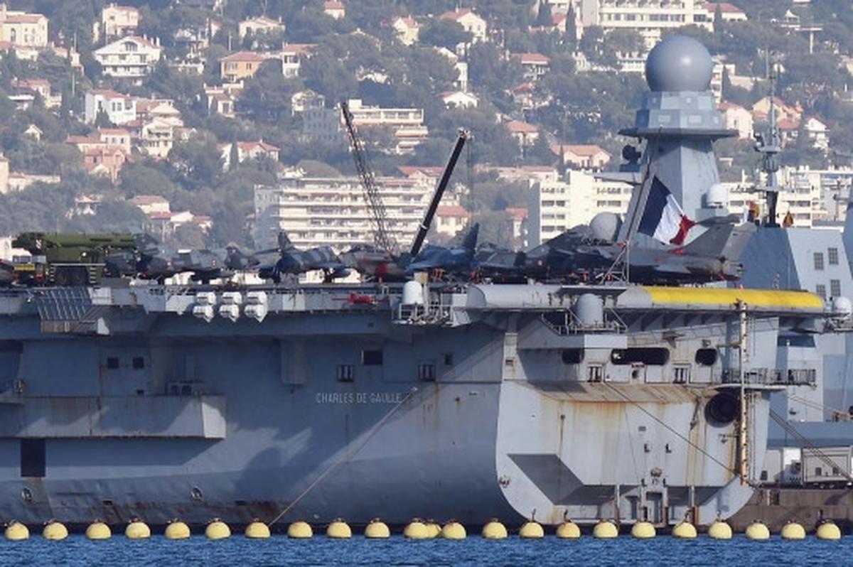 Ini kapal induk terbesar Prancis yang dikirim untuk gempur ISIS