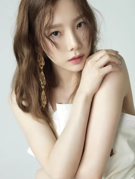 Hal itu dikarenakan penggemar meyadari bahwa Taeyeon mengikuti akun fan Jennie dan Rose BLACKPINK. (instagram/taeyeon_ss)