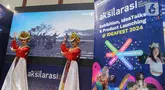 Penari saat tampil pada Peluncuran Produk Aksi Selaras Sinergi (AKSILARASI) dalam ajang IdeaFest 2024 di JCC, Senayan, Jakarta, Jumat (27/9/2024). (Liputan6.com/Angga Yuniar)