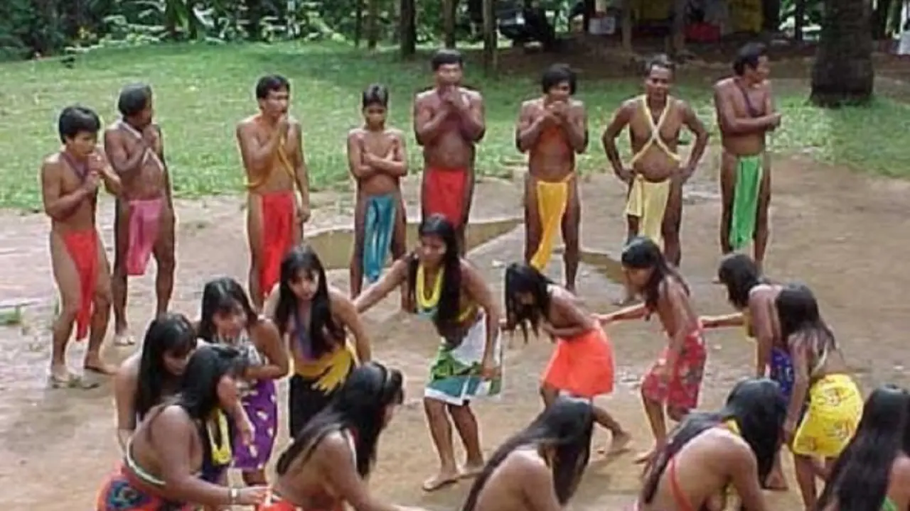 11 Praktik Seksual Aneh dari Berbagai Suku Dunia