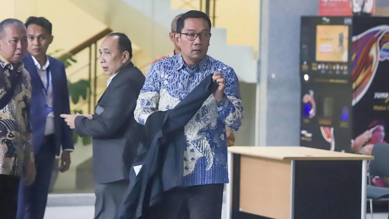 FOTO: Ridwan Kamil Penuhi Pemeriksaan KPK Terkait Kasus Korupsi Pengadaan Iklan Bank BJB