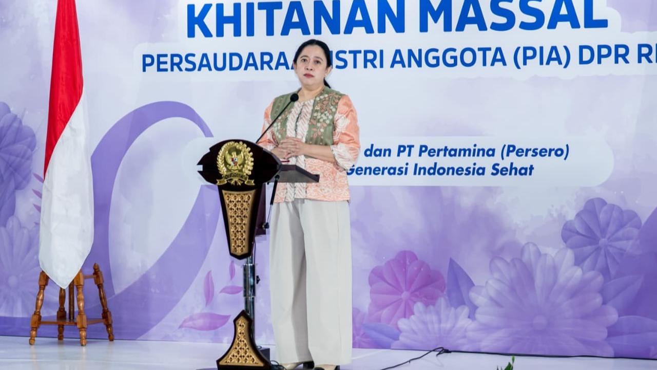 Ketua DPR RI Puan Maharani menghadiri acara khitanan massal yang digelar Persaudaraan Istri Anggota (PIA) DPR