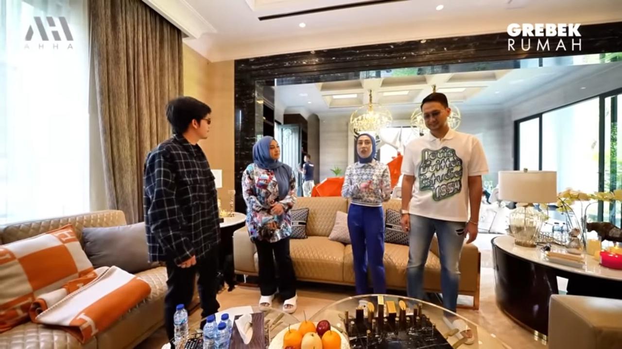 Potret Rumah Super Mewah Dokter Reza Gladys, Atta Halilintar & Aurel Melongo - Sebut Seperti di Hotel Bintang Lima