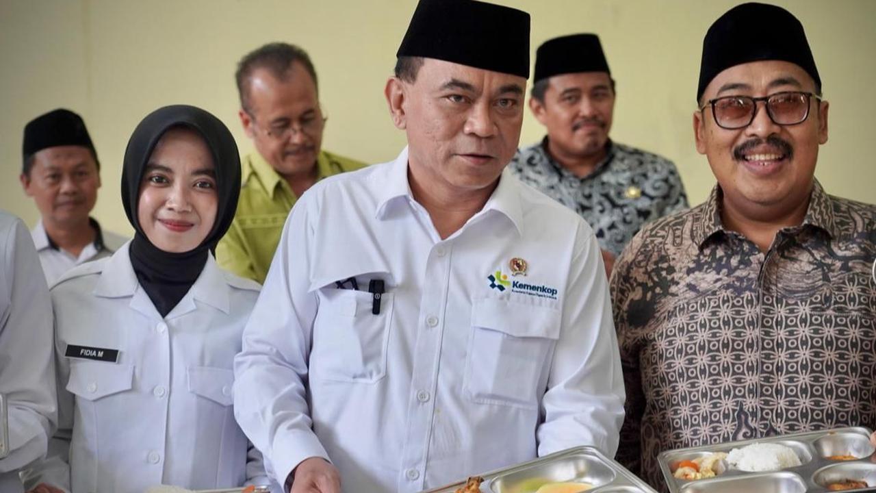 VIDEO: Budi Arie Blak-blakan Koperasi Desa, Singgung Pinjol-Lingkaran Setan