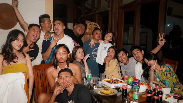 7 Potret Liburan Adhisty Zara di Kepulauan Seribu, Sambil Rayakan Ultah