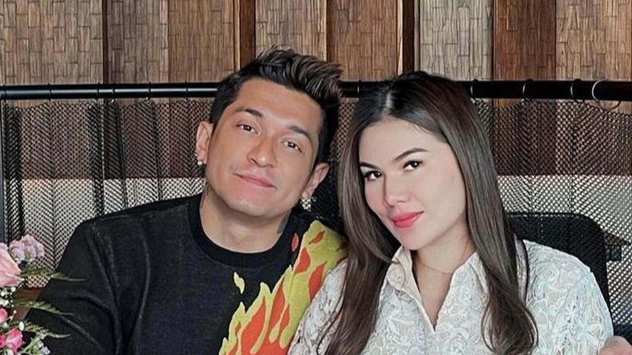Selalu Romantis, Intip Potret Miller Khan Tokoh Jonathan di Takdir Cinta yang Kupilih bareng Istri