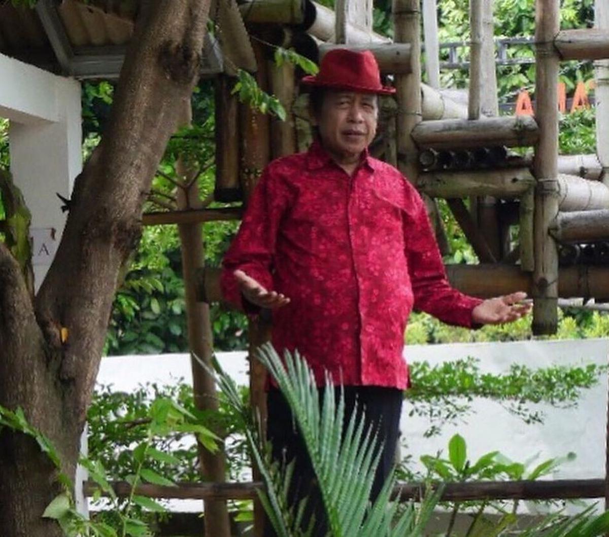 Kepergian Cak Diqin tidak hanya menjadi duka keluarga, tetapi juga rekan-rekan sesama seniman, hingga para pendengar lagu-lagu ciptaannya.