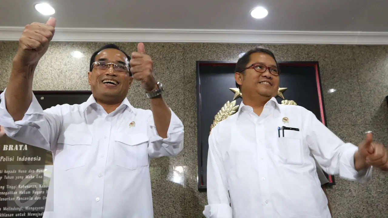 20170321-Kapolri, Menhub dan Menkominfo Sosialisasi Aturan Taksi Online-Jakarta