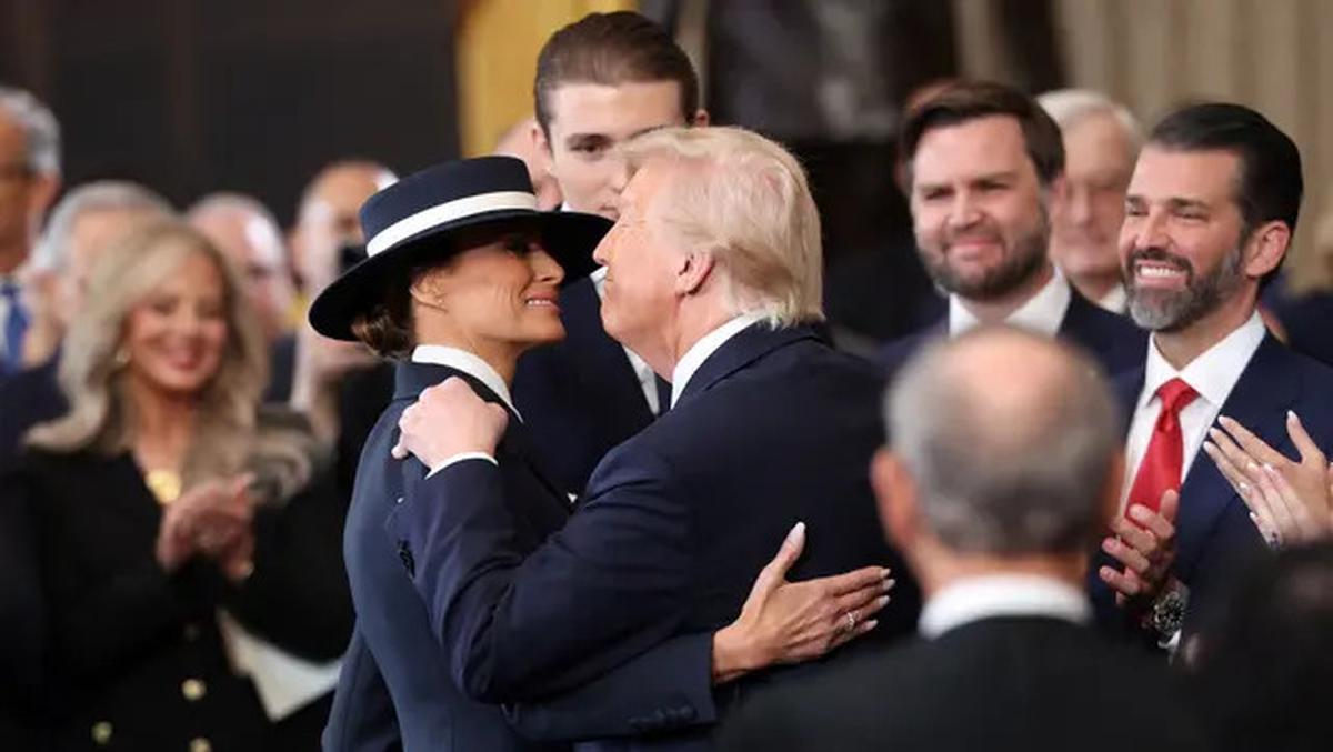 Ucapkan Sumpah Jabatan, Donald Trump Resmi Jabat Presiden ke-47 Amerika Serikat