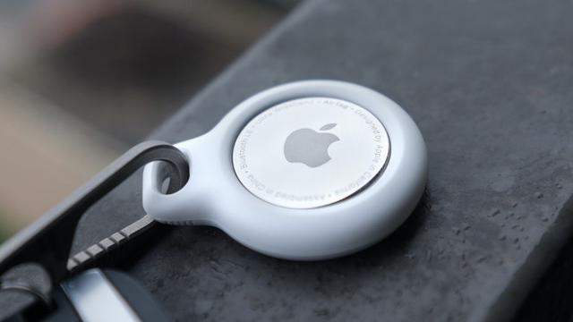 Apple AirTag. Dok: Daniel Romero/Unsplash