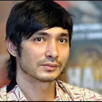 Banyak cara dilakukan orangtua mengajari anaknya berpuasa, bagaimana dengan cara Abimana Aryasatya?